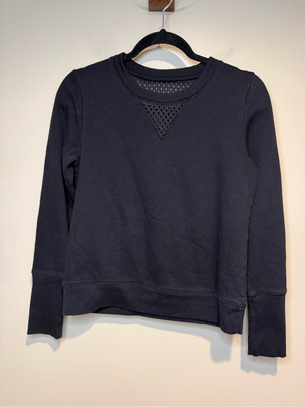 ALO Yoga Downtown Long Sleeve Sweatshirt